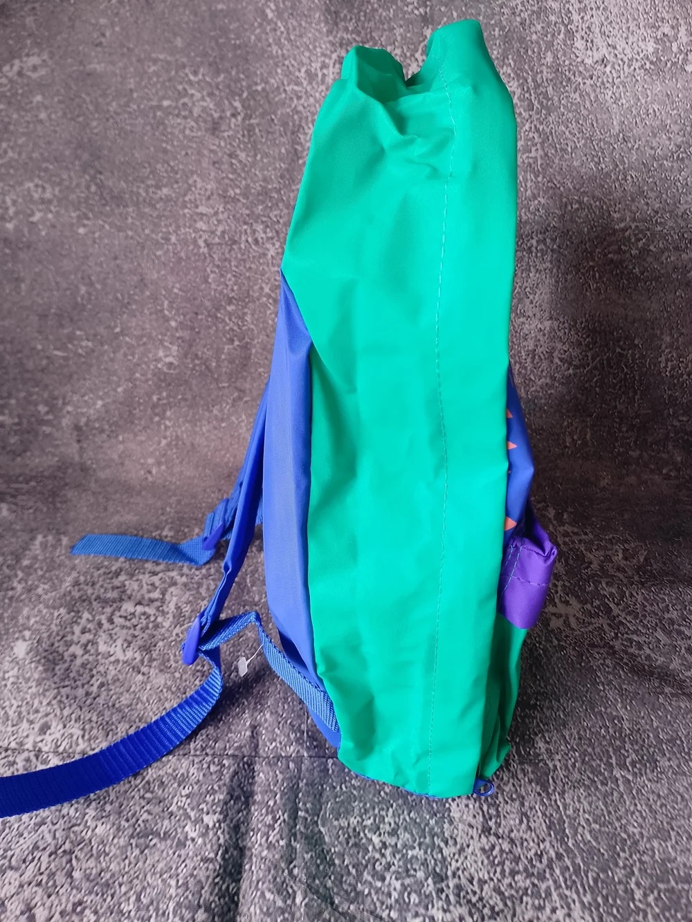 Vintage 90s Paramount Canada's Wonderland Scooby-Doo Graphic Kids Backpack - Picture 8 of 10